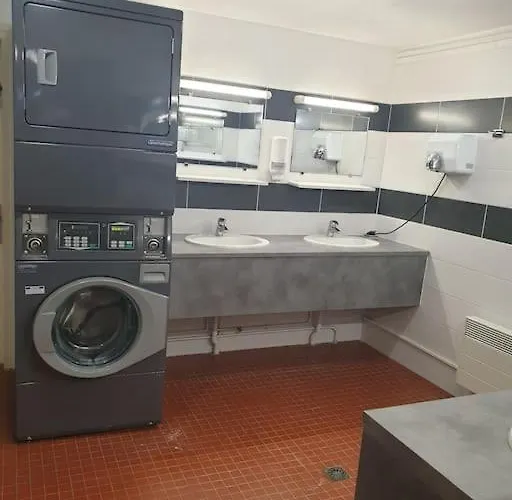 Nuit Romantique Sur Un Bateau A 보트호텔 *